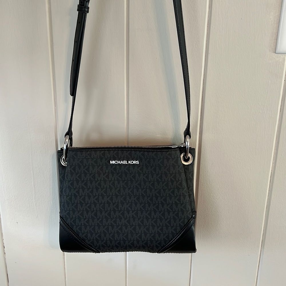 Michael Kors Cross Body